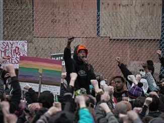 SeattleEastPrecinctprotest