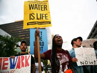 Newarkwaterprotest