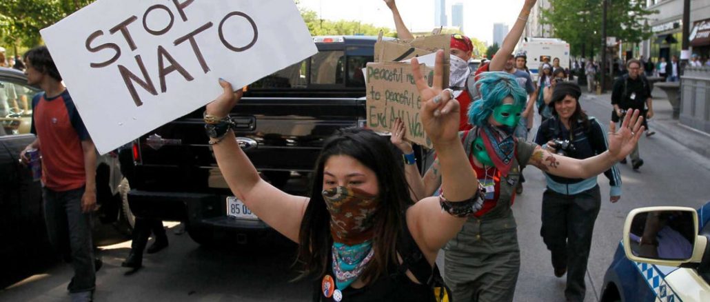 StopNATOChicago2012
