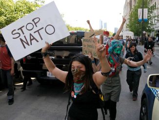 StopNATOChicago2012