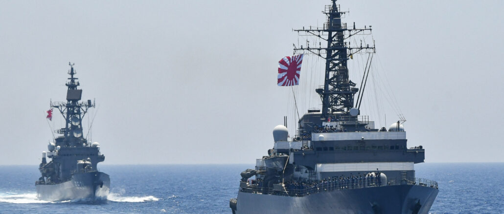 SNMG2 conducts PASSEX with JMSDF