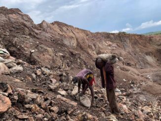 Artisanal cobalt miners in the Democratic Republic of Congo 1536x1152