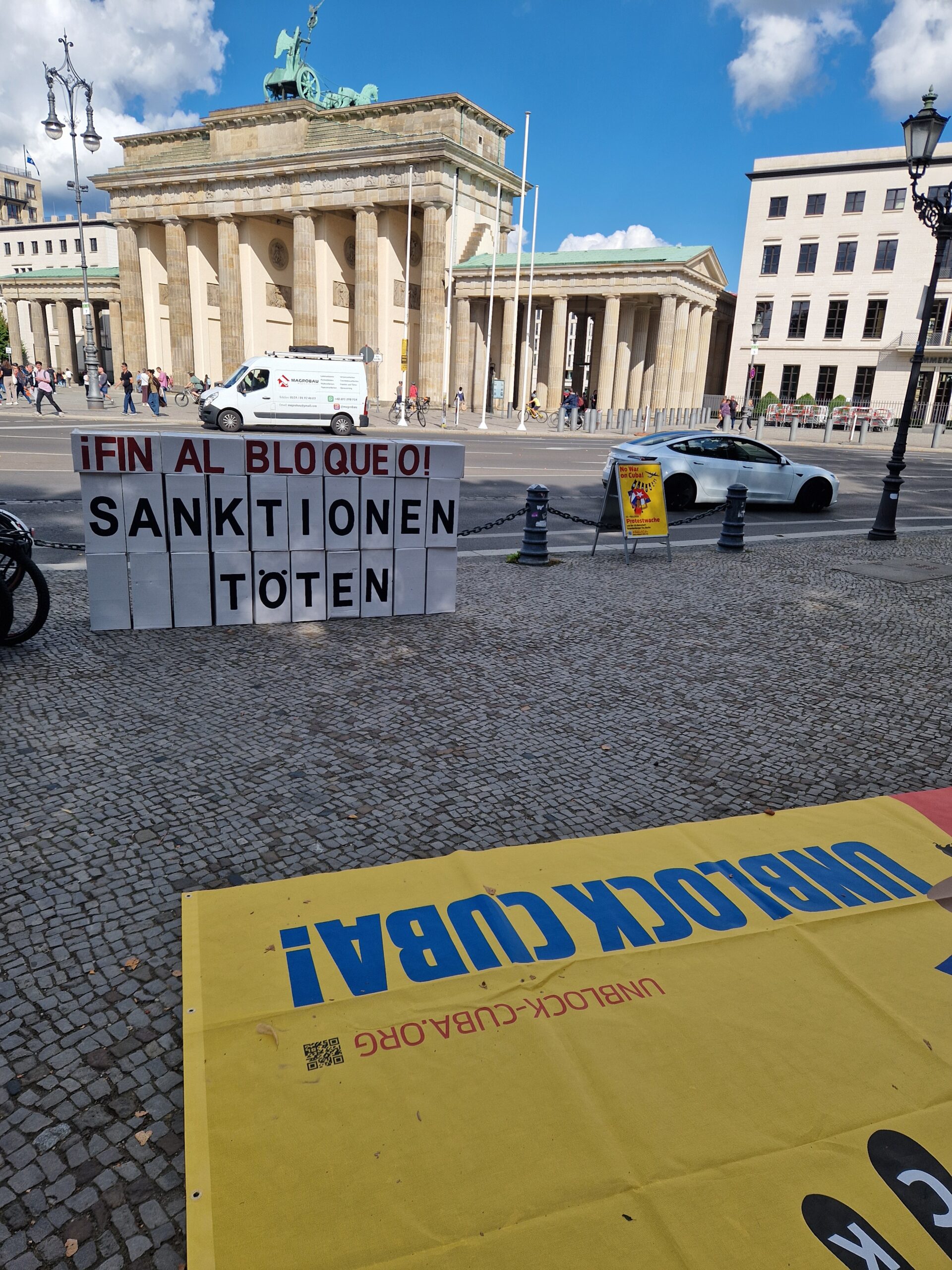 Soli Berlin Vigil for Cuba