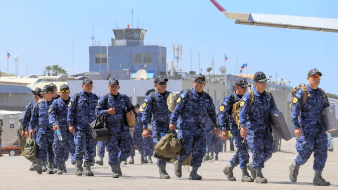 2025 02 04 Salvadoran forces arriving in Haiti at airport Photo Dieugo Andre The Haitian Times