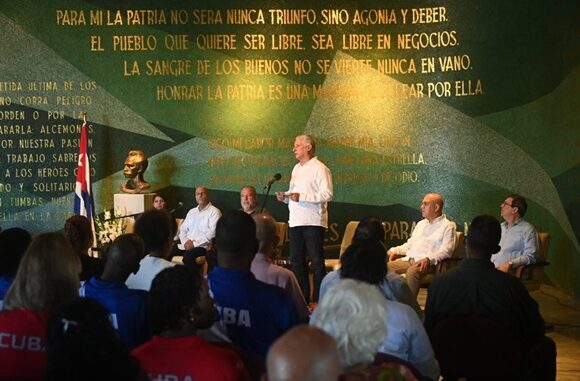 Diaz canel familiares de barbados